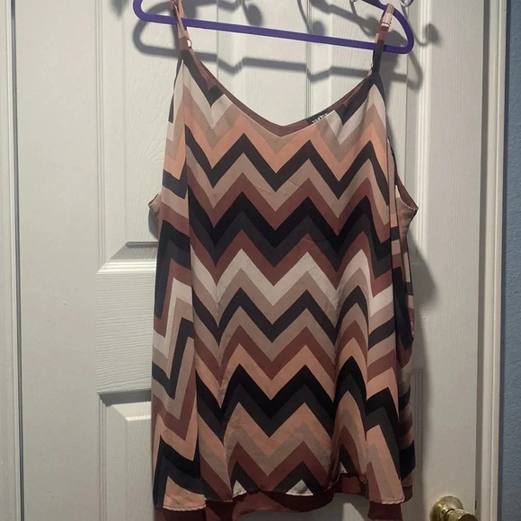 Torrid Sophie Chevron Stripe Chiffon Double Layer Swing Cami Burgundy 5X - Picture 9 of 10